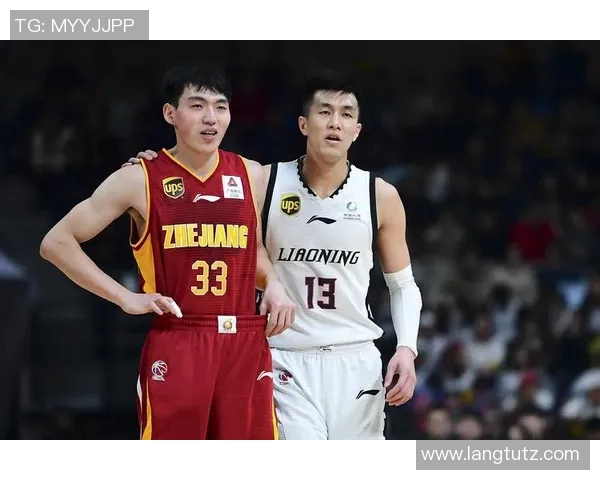 吴前：从篮球场上的领袖到生活中的奋斗者，见证成长与坚持的故事