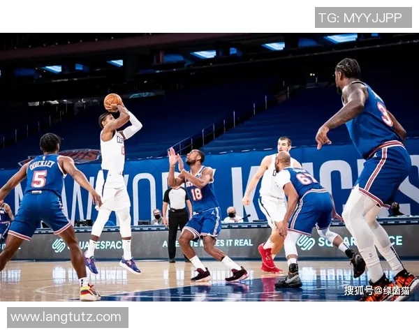 卡尔马与华保斯的精彩对决分析及赛前预测展望