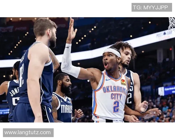 掘金对战快船小莫里斯展现全能实力引发球迷热议