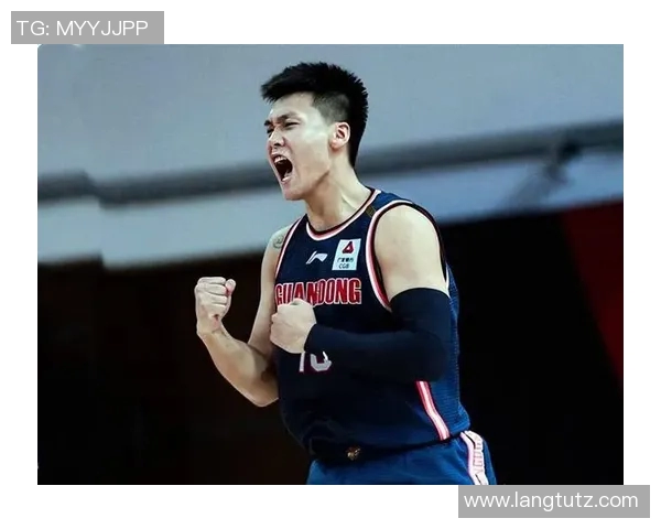 鲁能与华夏对决裁判身份揭晓引发球迷热议