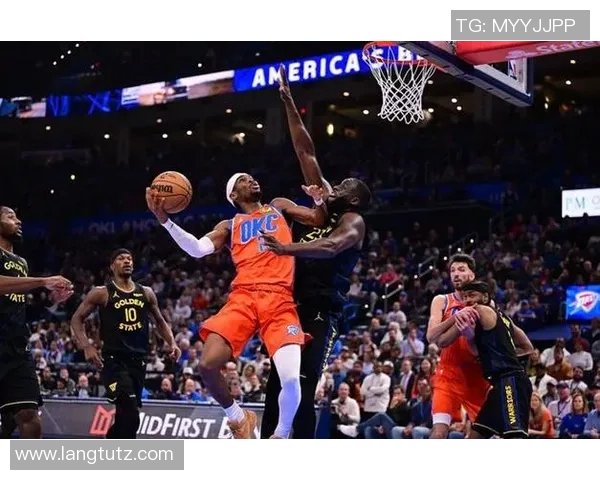 马刺与勇士激战三月三十日NBA季后赛前瞻与精彩看点分析